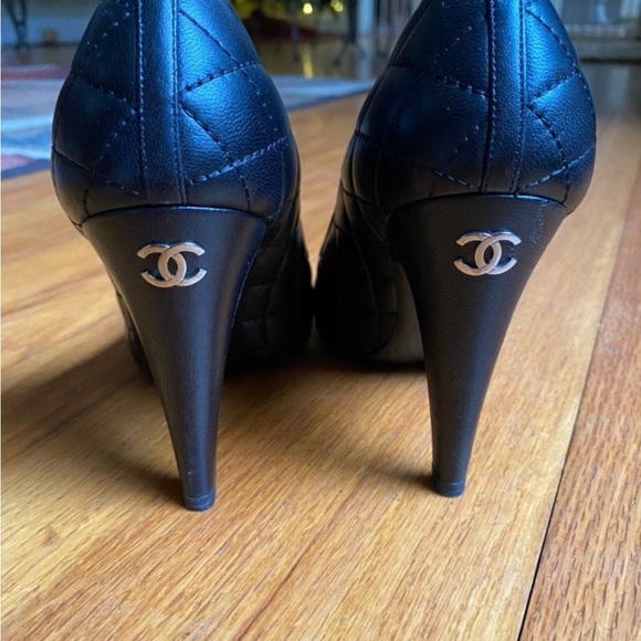 Chanel stilettos quilted leather size 37 - Picture 2 of 6